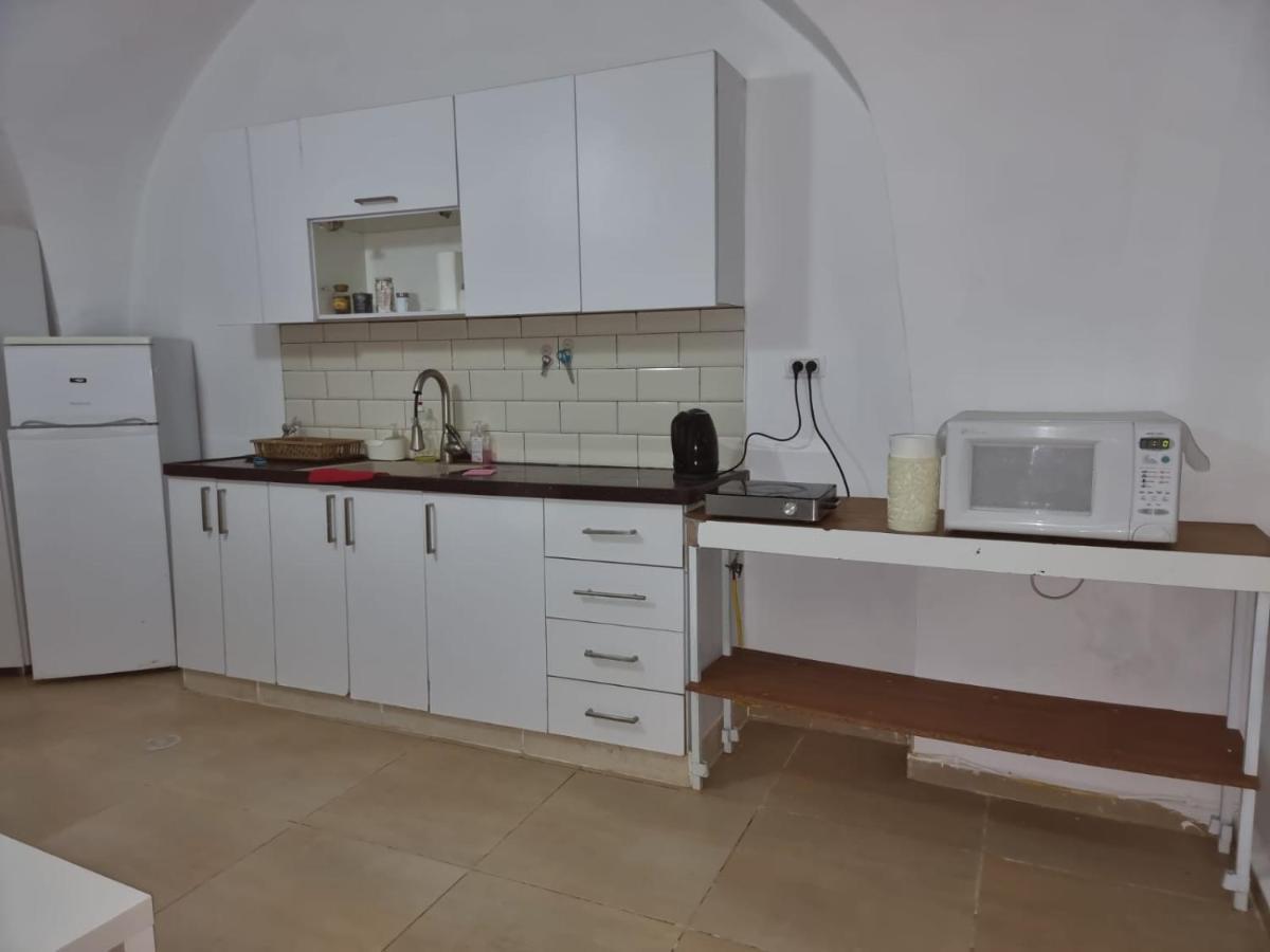 Tannous Aparthotel Хайфа Екстериор снимка
